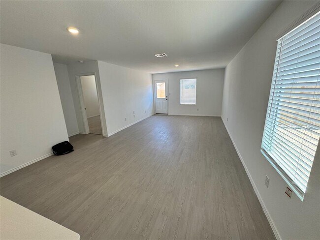 Building Photo - 2322 Dust Devil Dr
