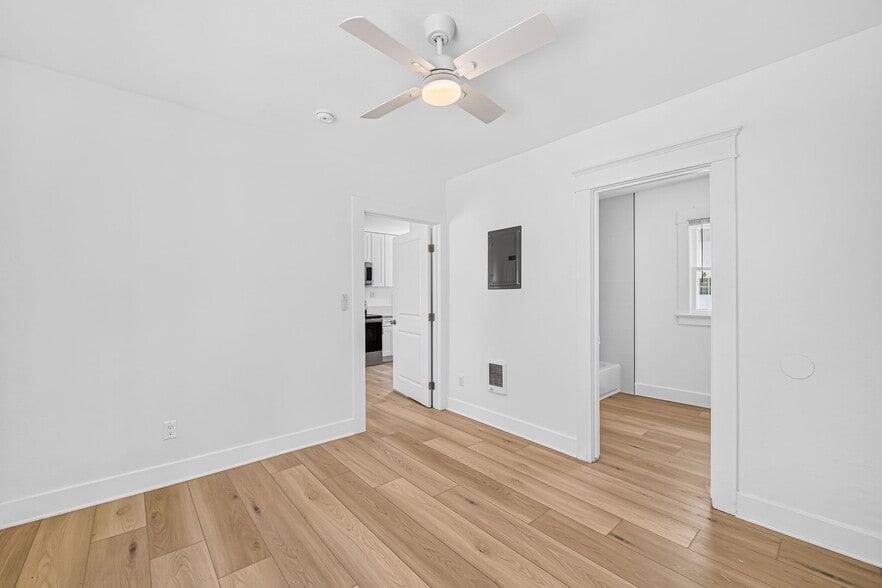 Building Photo - 525 Chestnut Ave