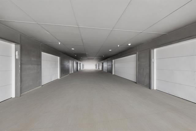 Building Photo - 2080 Kelly Ave