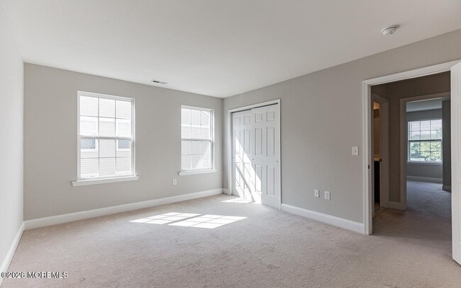 Building Photo - 507 Lexington Mews