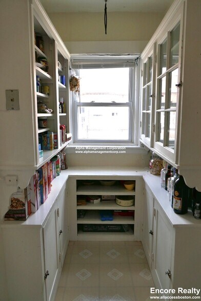 Building Photo - 163 Summer St