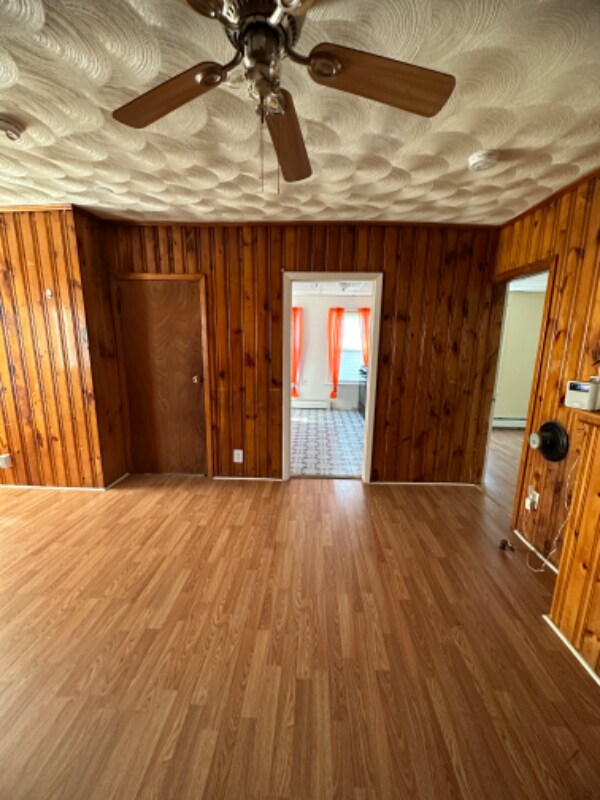 Building Photo - 428 Elm St