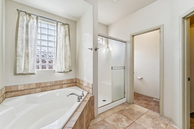 Building Photo - 1661 W Puzzle Crk Ct