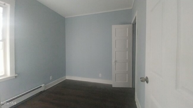 Building Photo - 335 3rd St