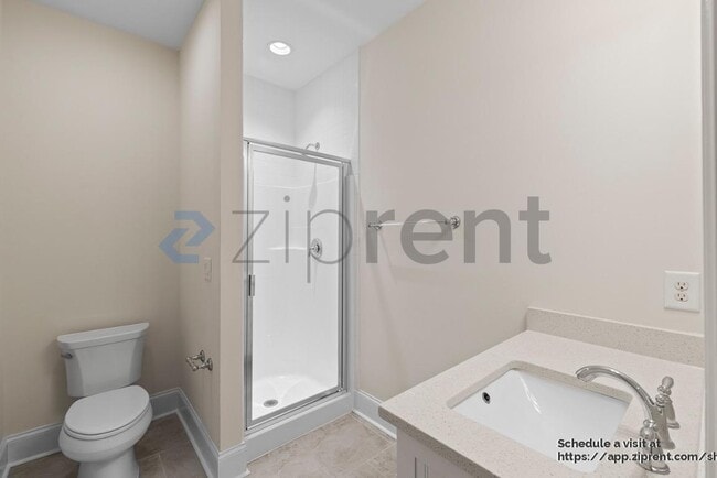 Building Photo - 1025 N Sharon Amity Rd