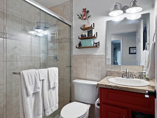 Building Photo - 53845 Avenida Herrera