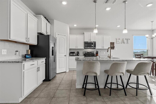 Building Photo - 6113 Lavaca Dr