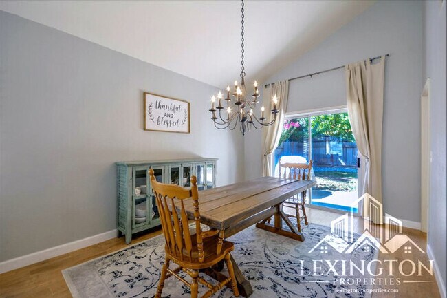 Building Photo - Gorgeous, 4BD/3BA, Home in Esteemed Laguna Neighborhood, Elk Grove, near Kloss Park!