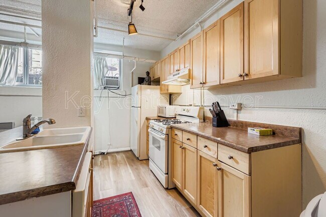 Building Photo - 1101 Bellaire St