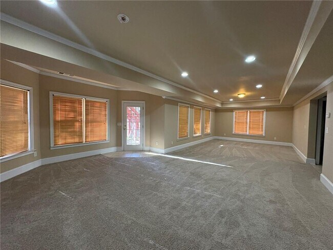 Building Photo - 5930 Abbotts Run Tr