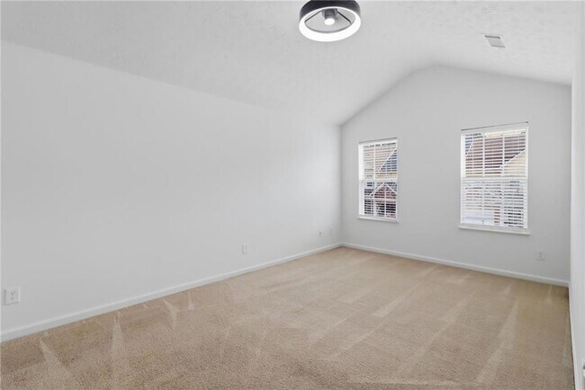 Building Photo - 2915 Greyhawk Ln