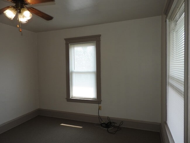 Building Photo - 91 Cote Ave