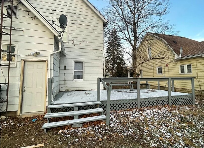 Building Photo - 1125 Carlisle Ave