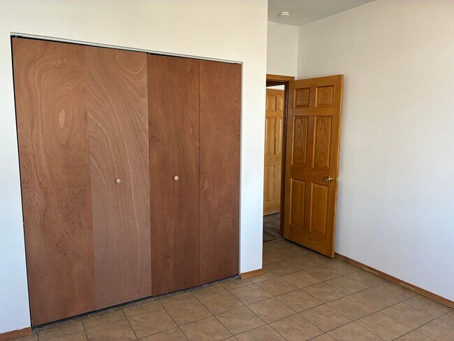 Building Photo - 5309 30th Pl