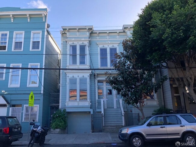 Primary Photo - 3339 20th St