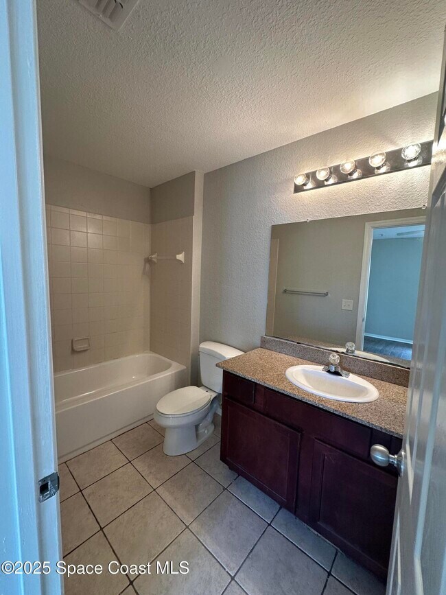 Building Photo - 3511 D'Avinci Way