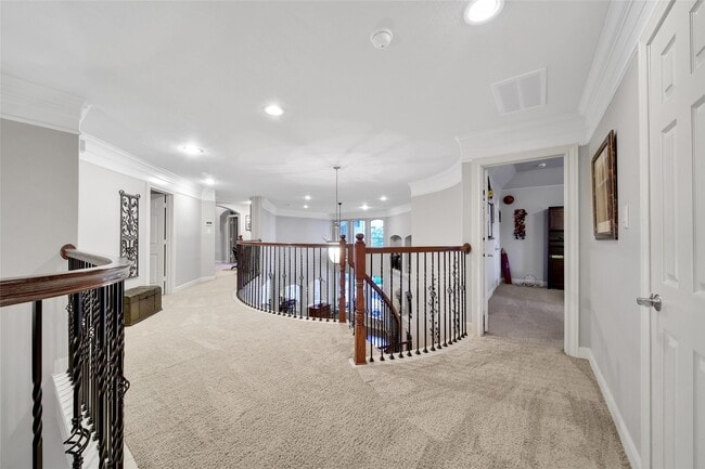 Building Photo - 5902 Royal Hill Ct