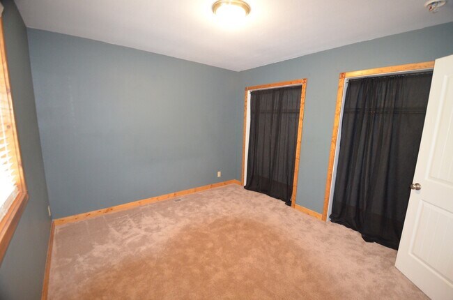 Building Photo - Fairplay home available 10/1/26, yard, two living spaces!