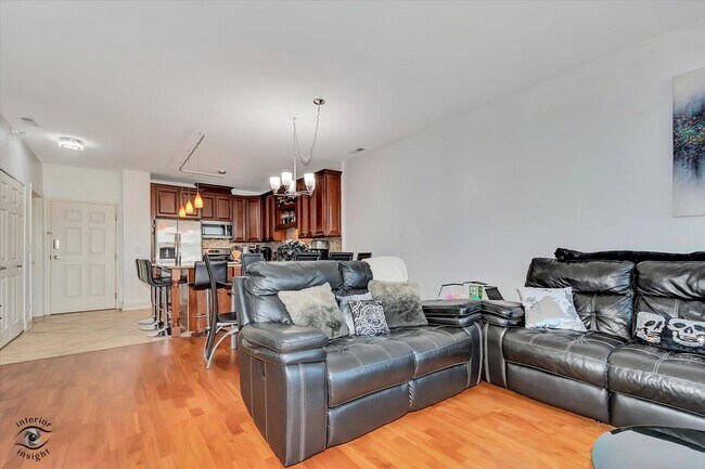 Building Photo - 4330 N Neva Ave