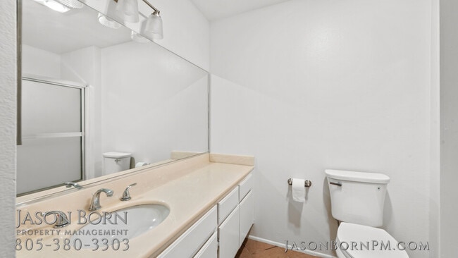 Building Photo - 4273 Las Virgenes Rd