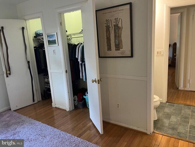 Building Photo - 2101 N Nottingham St