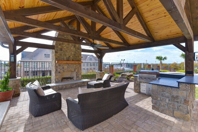 Building Photo - wh506