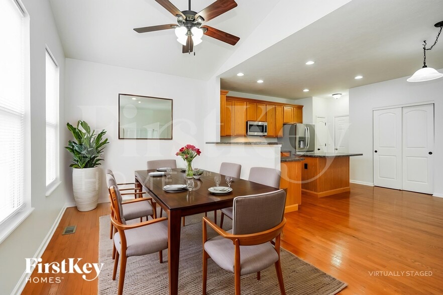 Building Photo - 634 Preston Trails Dr