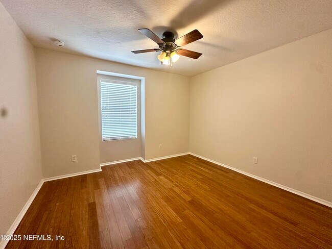 Building Photo - 5922 Bartram Village Dr