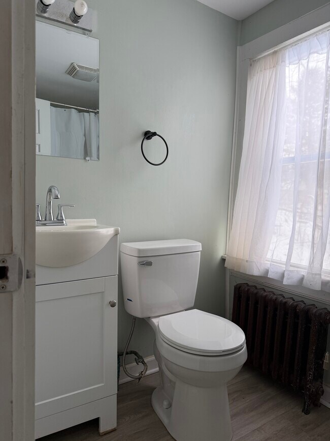 Building Photo - 20-22 Dorchester Ave