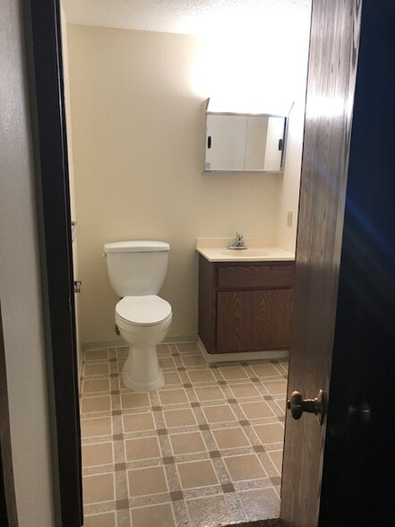 Building Photo - Hartshorn Manor