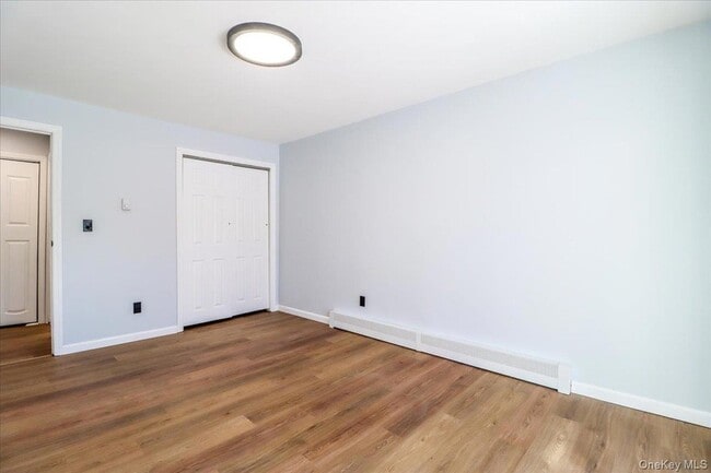 Building Photo - 615 Fox Run Ln