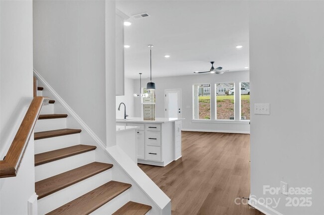 Building Photo - 153 Halite Ln