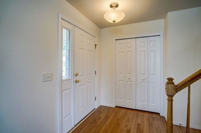 Building Photo - 1237 Jasmine Dr