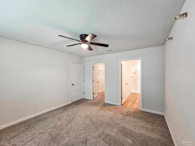 Building Photo - 5832 Belmont Stakes Rd
