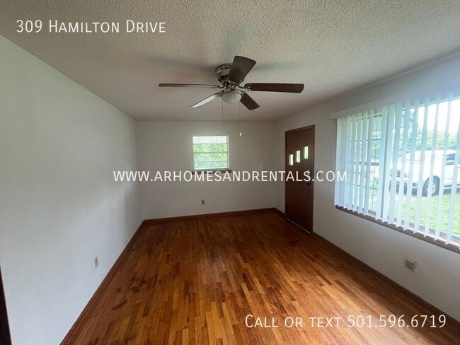 Building Photo - 309 Hamilton Dr