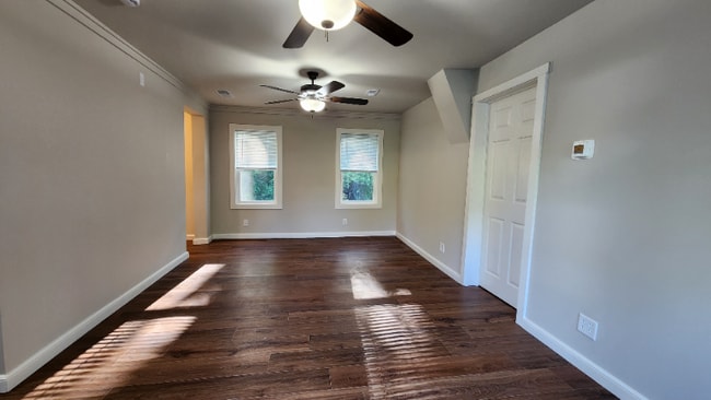 Building Photo - 41270 N Bayside Dr