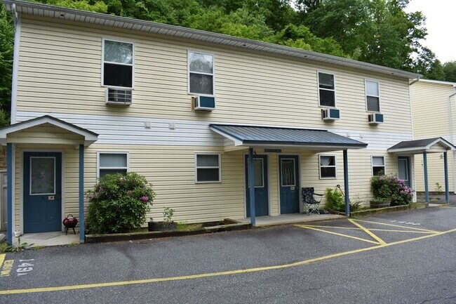 Primary Photo - 157 Citadel Dr