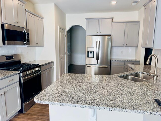 Building Photo - 15115 Moulin Court Dr