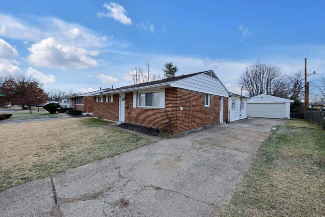 Building Photo - 2137 Toni St