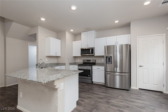 Building Photo - 4740 Blaise Ave