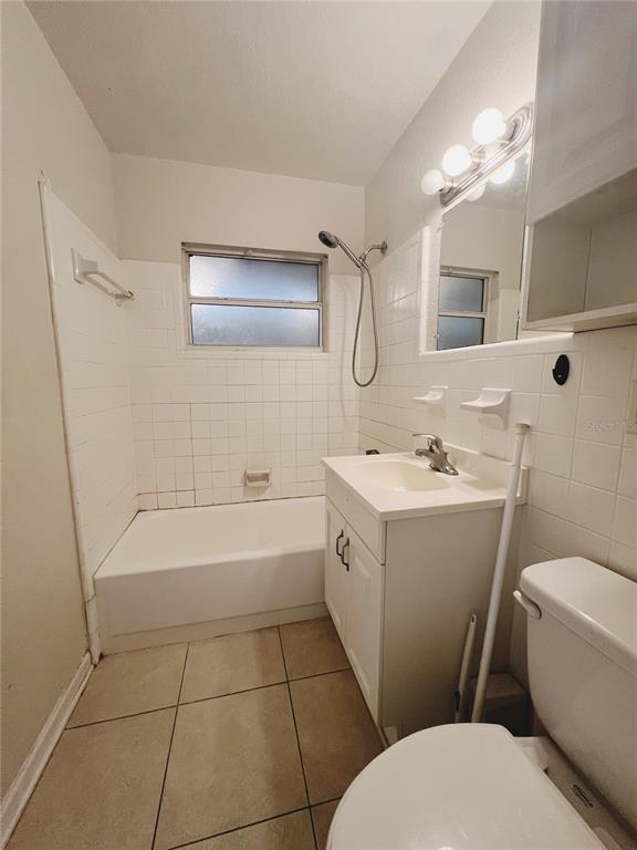 Building Photo - 110 Willow Ave