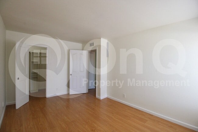 Building Photo - 3432 W El Caminito Dr