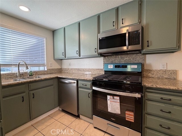 Building Photo - 1916 E 5th St