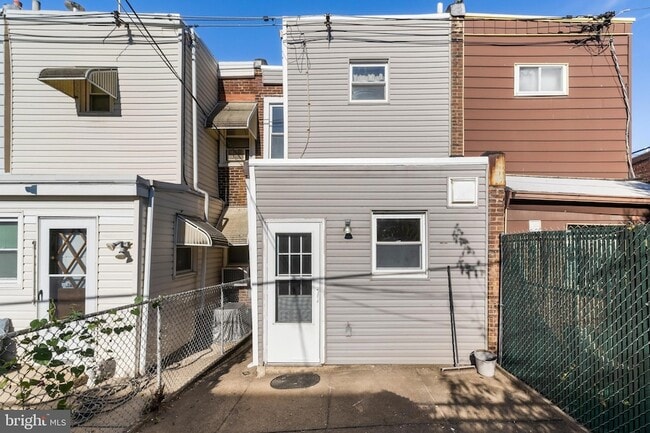 Building Photo - 3061 Livingston St