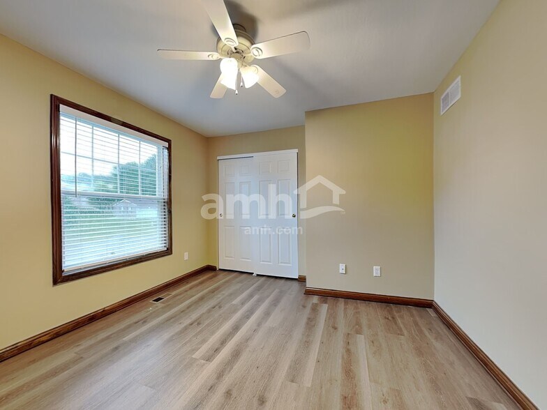Building Photo - 763 Bristol View Dr