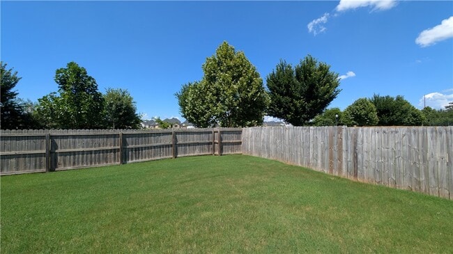 Building Photo - 3104 SW Wargate Ave