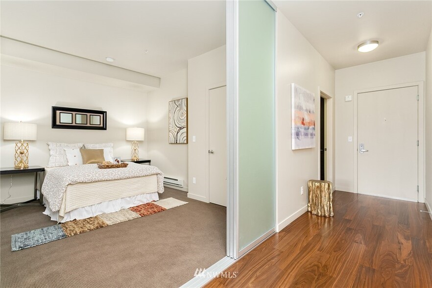 The carpet has since been replaced - 2960 Eastlake Ave E
