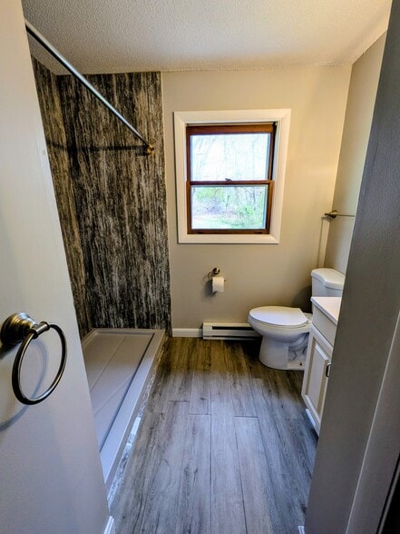 Building Photo - 6B Beatrice St