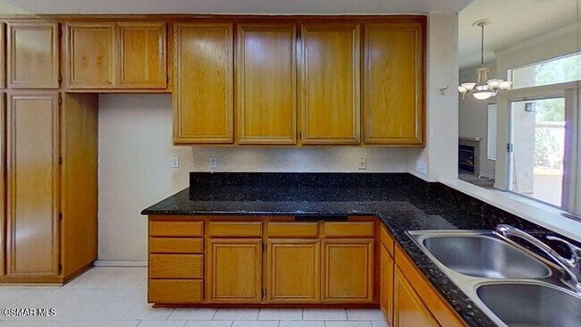 Building Photo - Located in beautiful Wood Ranch, this home...