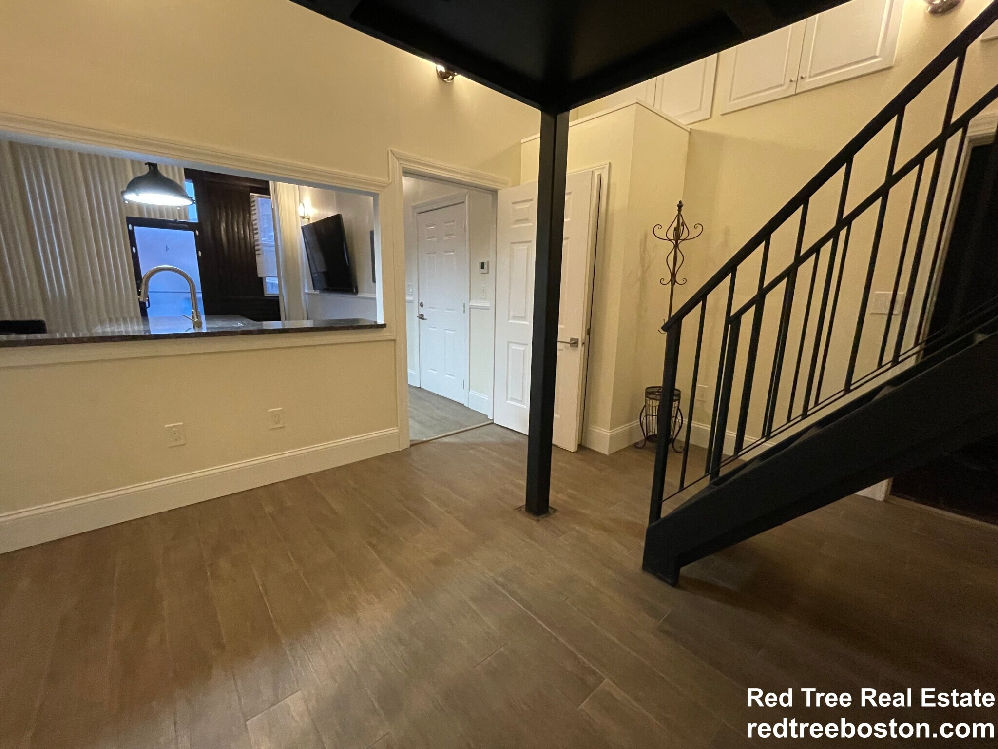 Building Photo - 25 St Marys Ct